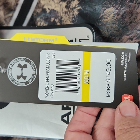 Under Armour Storm. Lightweight Hooded Jacket 1253118 $149.00 - Picture 10 of 11